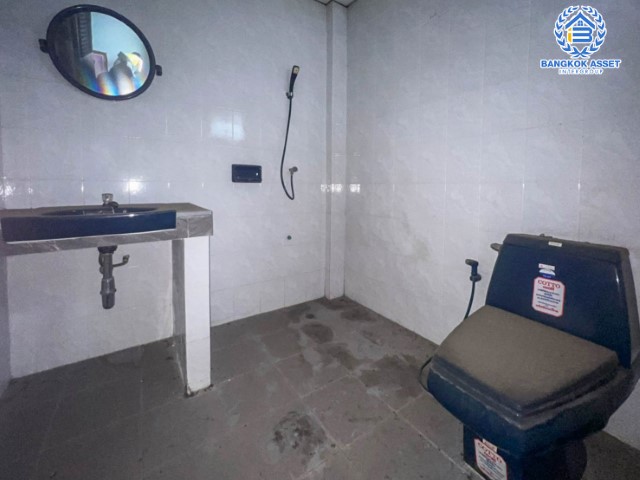 *****ทาวน์โฮม 3 ชั้น มือสองย่านนนทบุรี ม.พิบูลย์การ์เด้นวิลล์ พิบูลย์สงคราม16  เนื้อที่ 26.20 ตร.ว. ฟังก์ชัน 4 ห้องนอน 5 ห้องน้ำ จอดรถได้ 1 คัน บนสุดยอดทำเล! เชื่อมถนนพิบูลย์สงคราม, วงศ์สว่าง, นครอินทร์ และติวานนท์ ใกล้รถไฟฟ้าสายสีม่วง "สถานีแยกติวานนท์" ใกล้จุดขึ้นทางด่วน "ศรีรัช-วงแหวนรอบนอก" จองเลย!